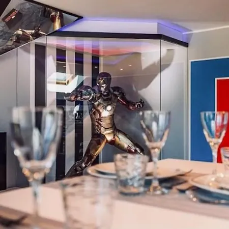 Avengers, 5 Min Des Parcs Apartament